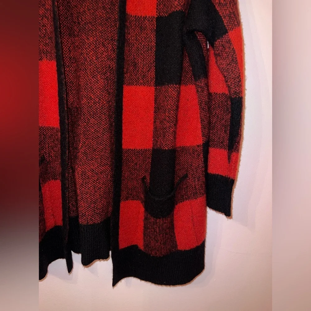 Lucky Brand Red and Black Checkered Cardigan - Picture 4 of 5